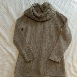 Women's Cozy Cowl-Neck Sweater in Taupe